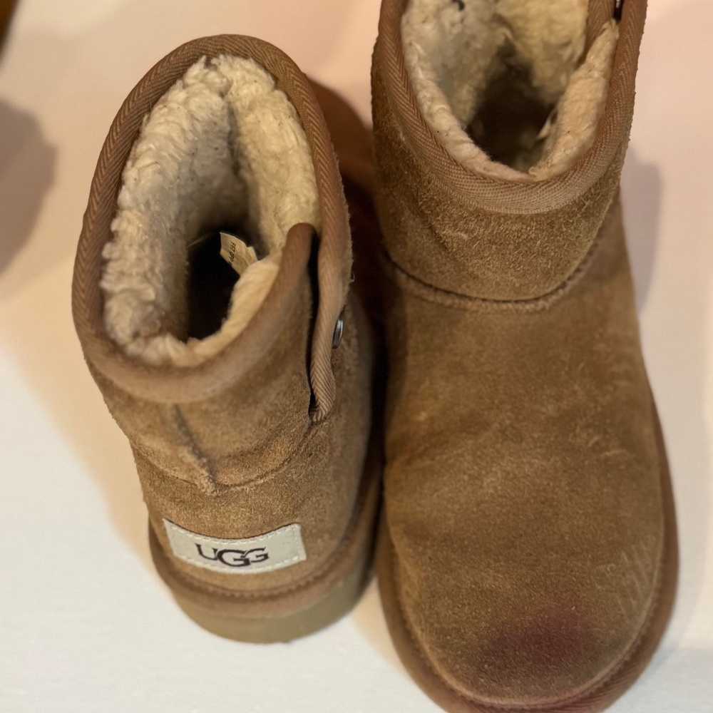 Girls Uggs